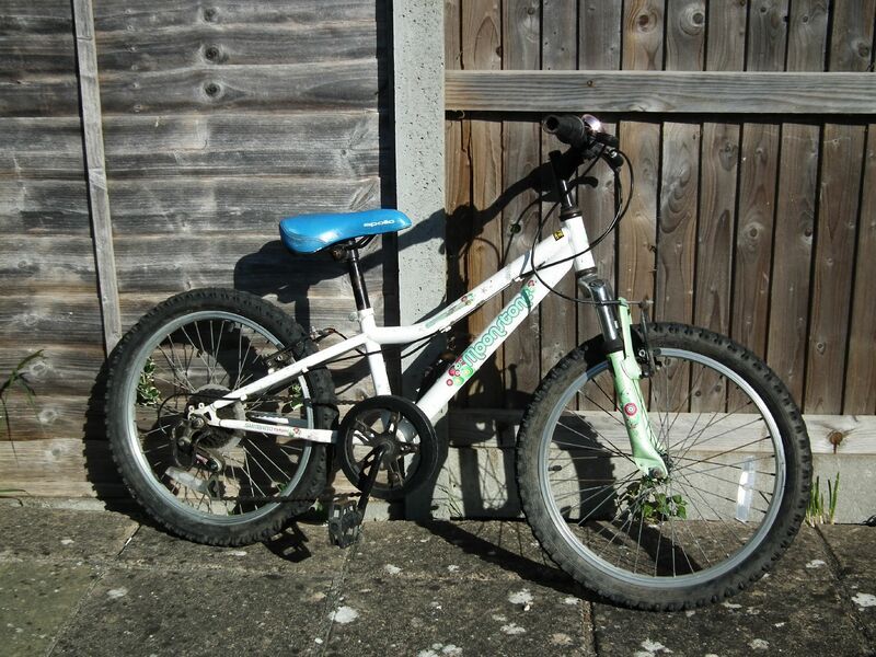 apollo moonstone bike